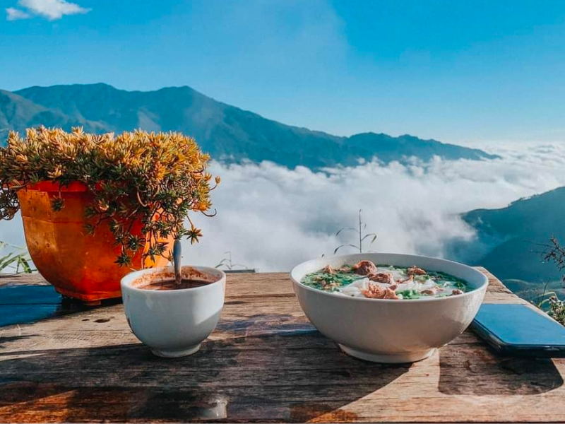 View ăn sáng "triệu đô" giữa trời mây từ Thào Coffee_ du lịch Lion Trip