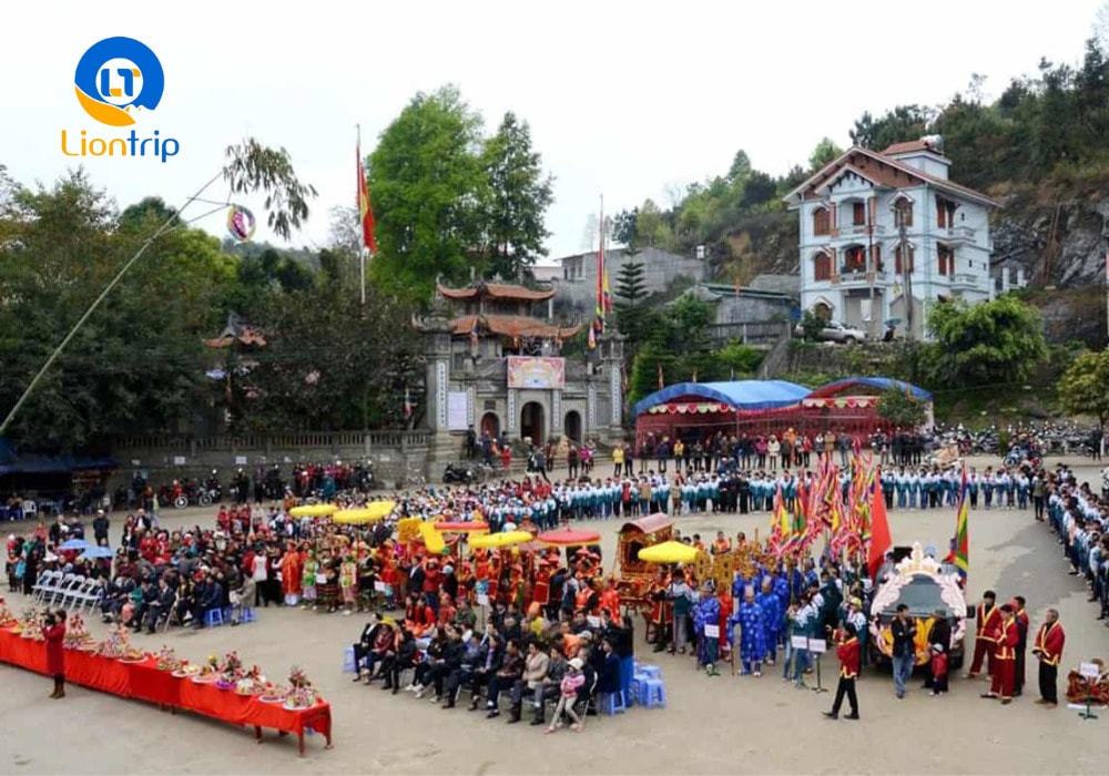 Lễ hội đền Bắc Hà diễn ra vào ngày 10 tháng Giêng và ngày 7 tháng Bảy âm lịch Lễ hội đền Bắc Hà diễn ra vào ngày 10 tháng Giêng và ngày 7 tháng Bảy âm lịch